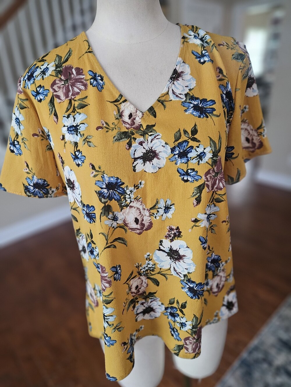 Cure Floral Top Medium